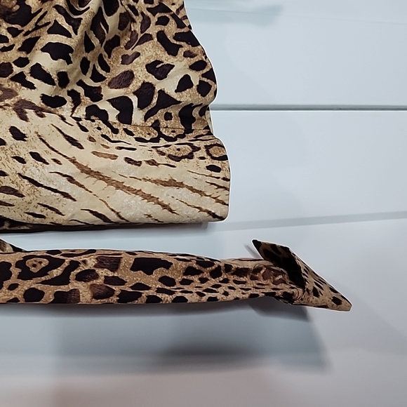 Jones New York Signature Wrap Top - Picture 5 of 10